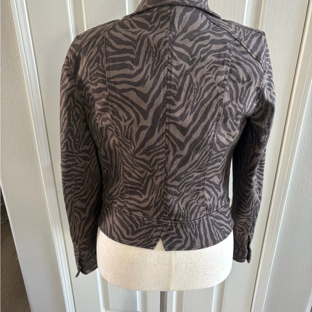 White House Black Market | NWT | Outline Zebra Jacket | size 12